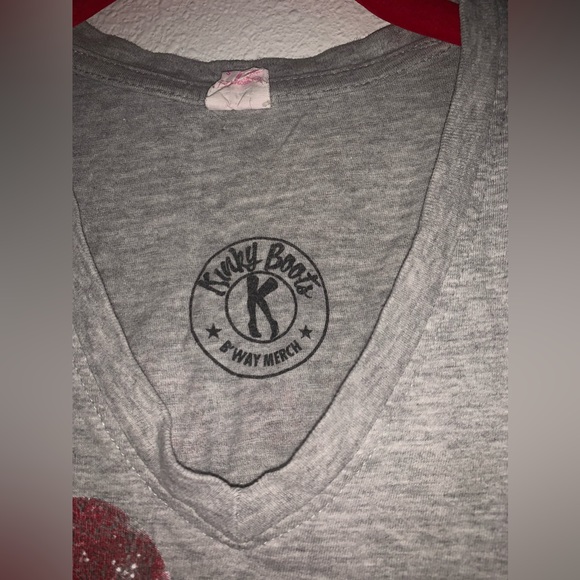 Vintage Broadway Kinky Boots V-neck T shirt - Picture 3 of 4